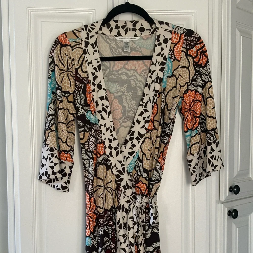Diane von Furstenberg 100% Silk Brown and Orange Wrap Dress | Size 6 - Picture 1 of 5